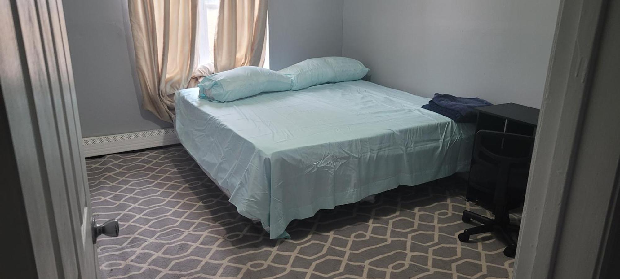 Room In A Beach House With King Size Bed In A Landlord Hosted Three Bedroom Apartment นิวยอร์ก ภายนอก รูปภาพ